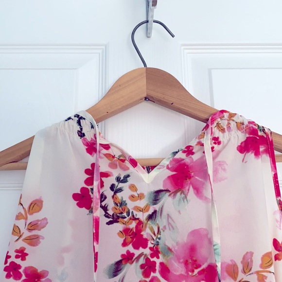 Cold Shoulder Top - Picture 5 of 6